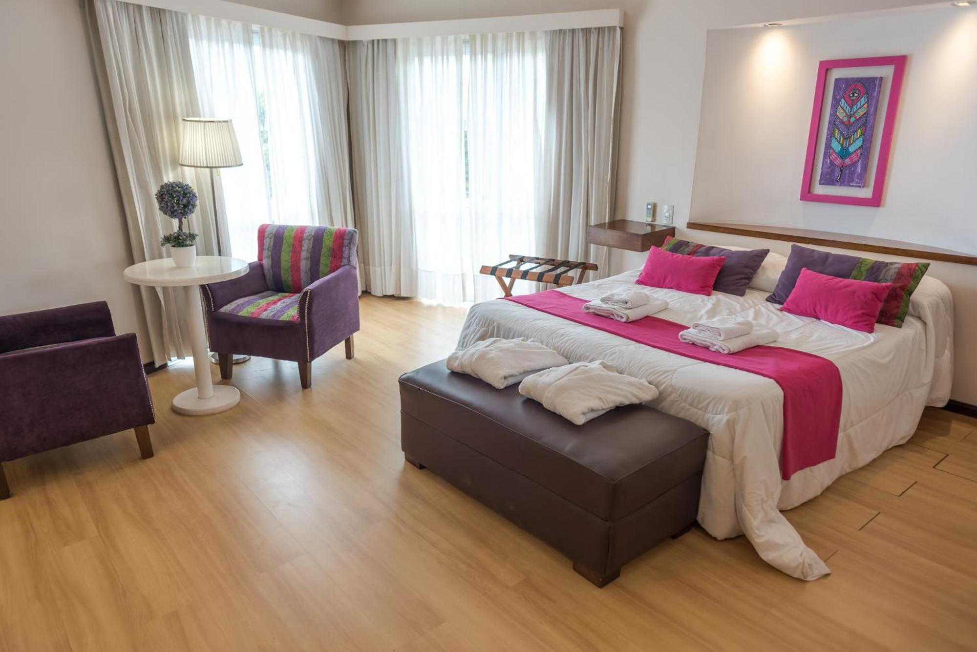 Hotel Santa Cecilia & I Villa Carlos Paz